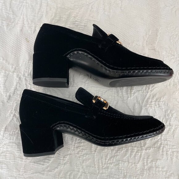 **Chanel Black Suede Loafers** - Picture 5 of 6